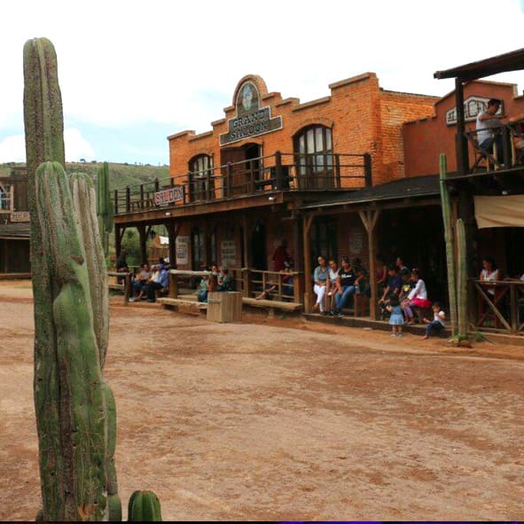 Visitar Paseo del Viejo Oeste en Durango